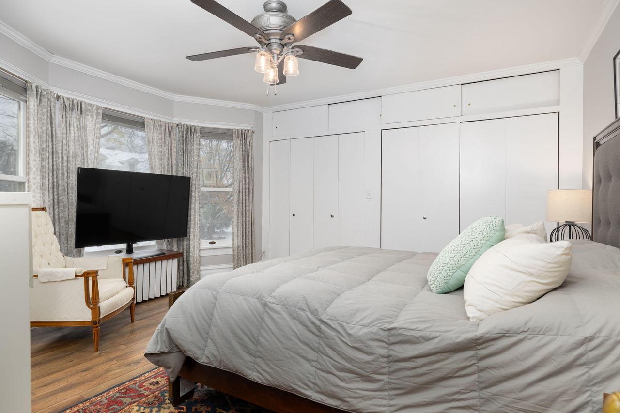 217 15th STREET SOUTH South