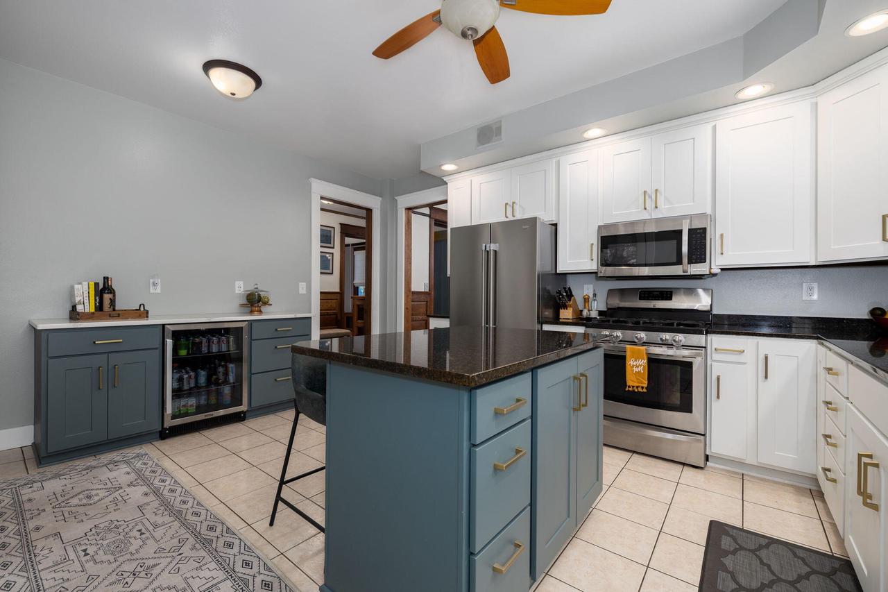 217 15th STREET SOUTH South