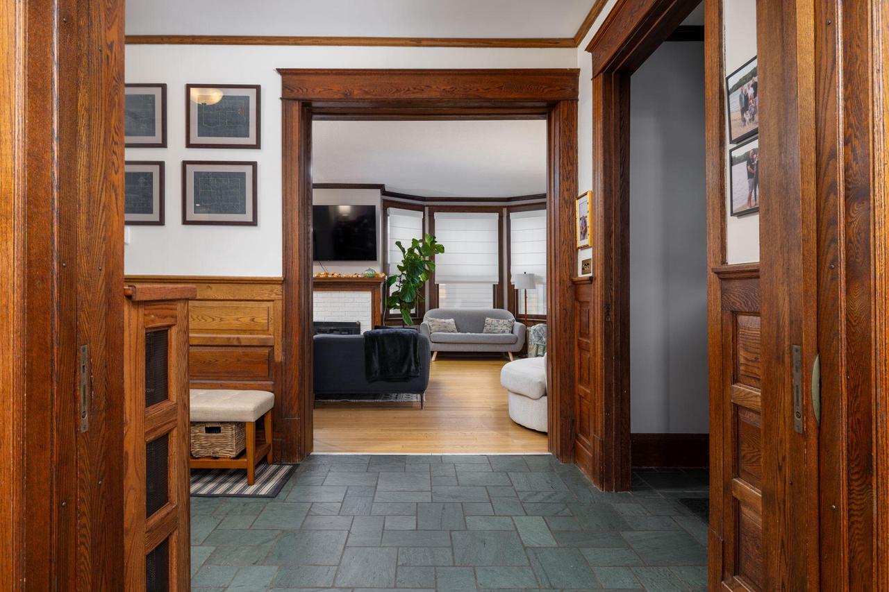 217 15th STREET SOUTH South