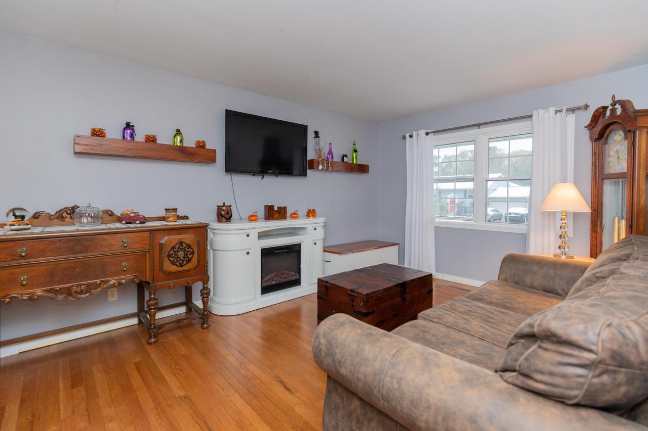 3053 29th COURT SOUTH South