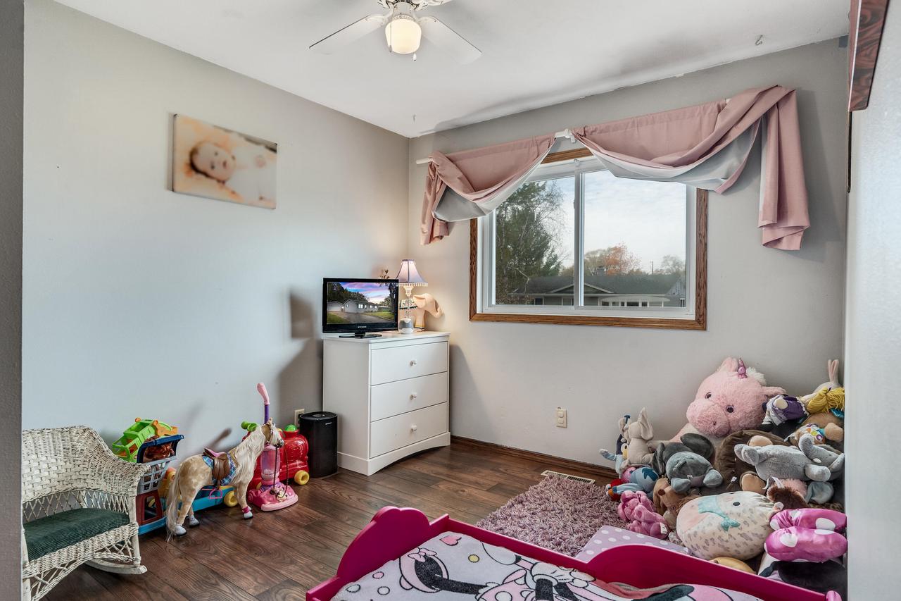 824 6th AVENUE NORTH North