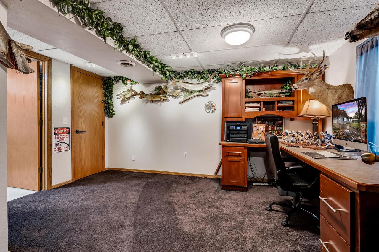 824 6th AVENUE NORTH North