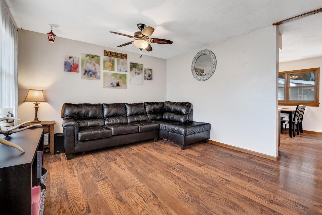 824 6th AVENUE NORTH North