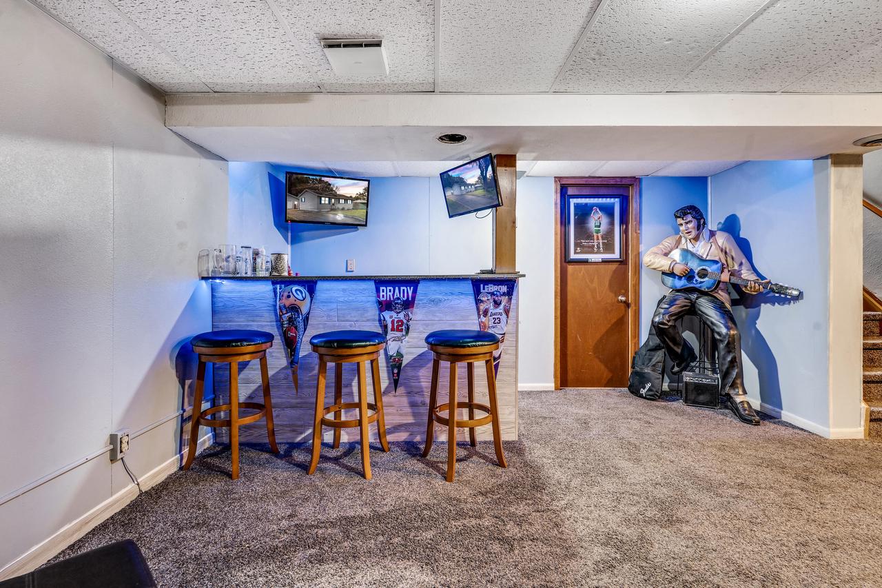 824 6th AVENUE NORTH North