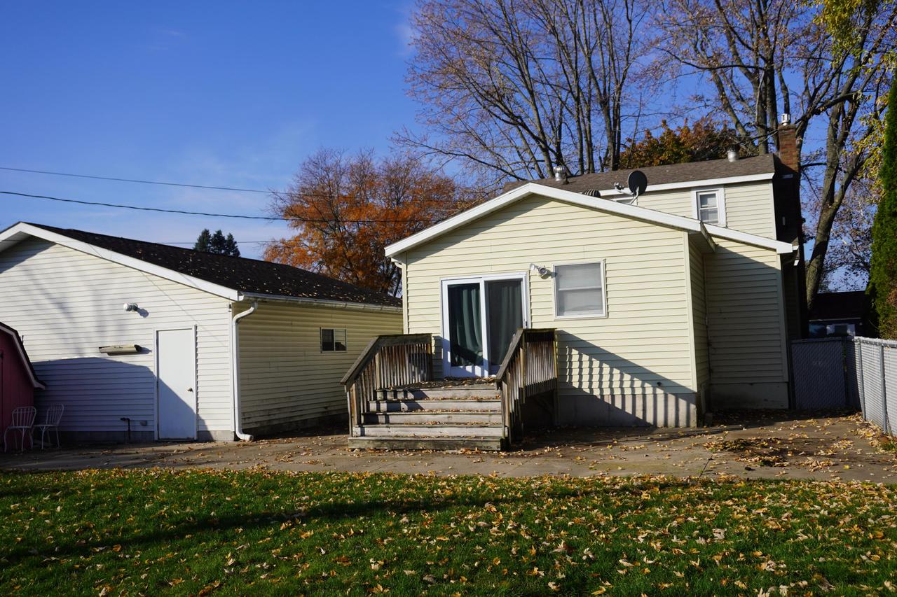 1911 29th STREET SOUTH South