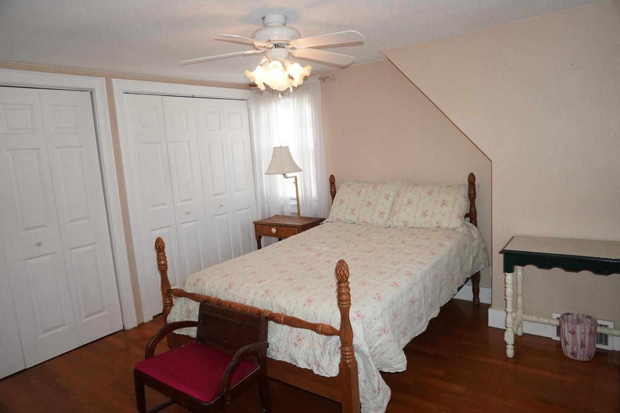 1911 29th STREET SOUTH South