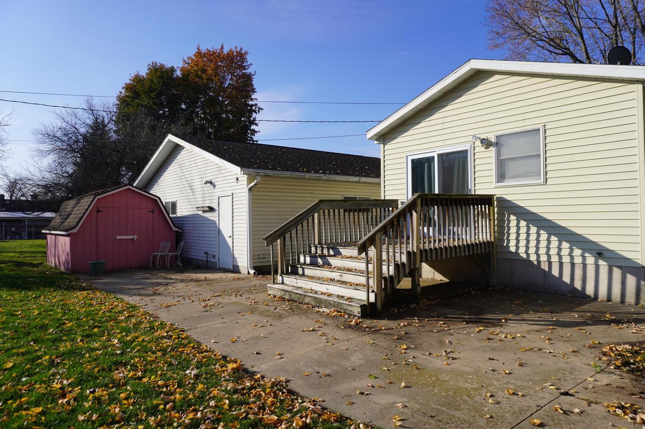 1911 29th STREET SOUTH South