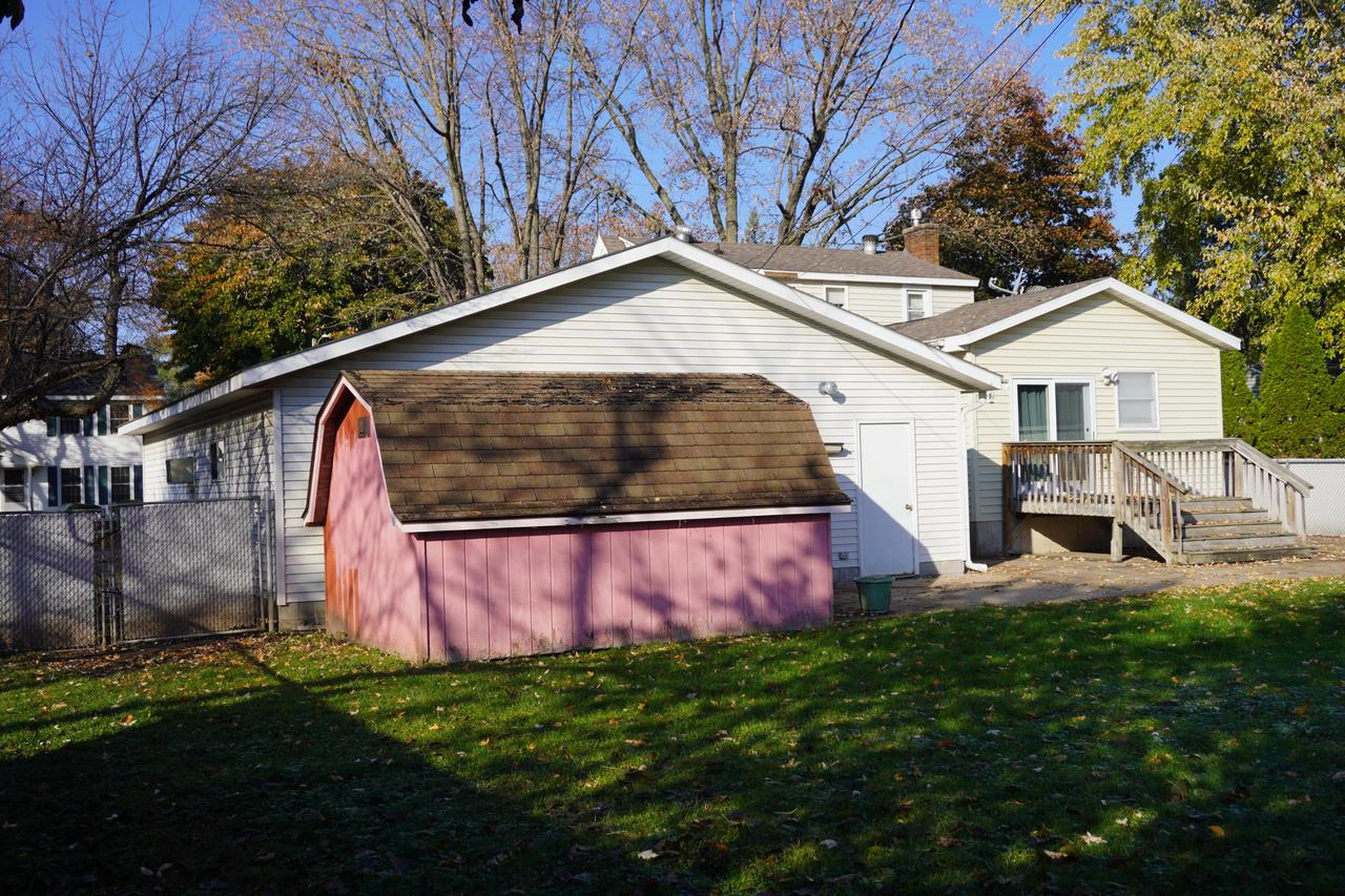 1911 29th STREET SOUTH South