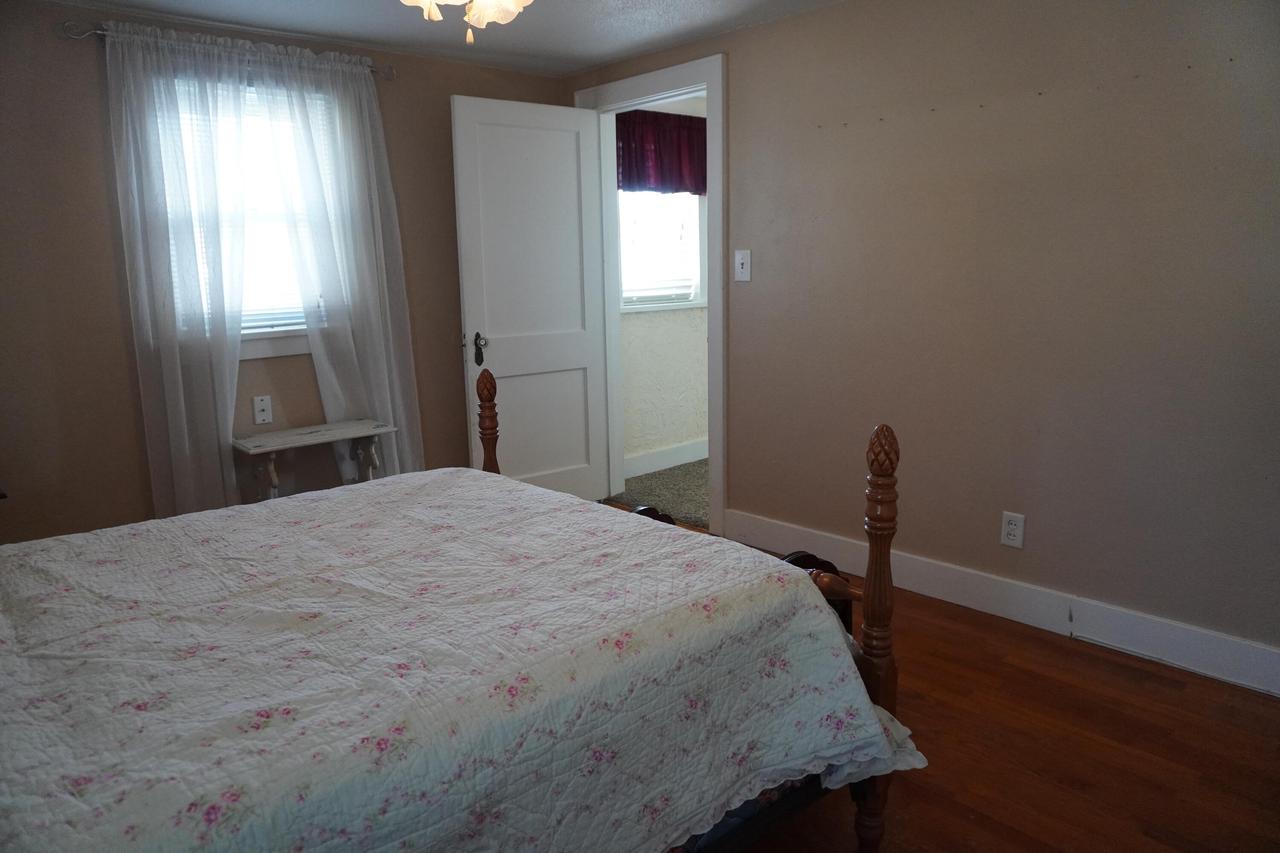 1911 29th STREET SOUTH South