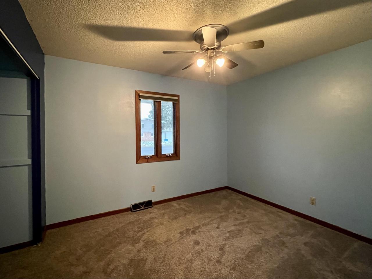 4041 Glenhaven DRIVE