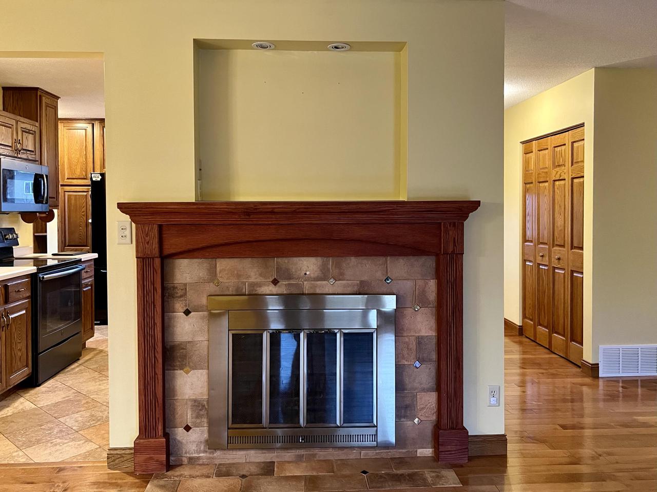 4041 Glenhaven DRIVE