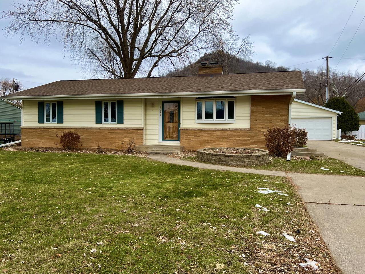 4041 Glenhaven DRIVE