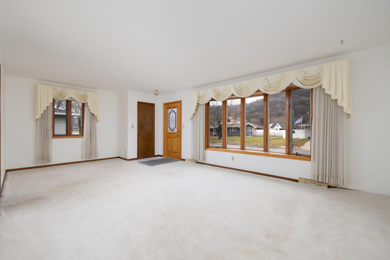 3828 33rd STREET SOUTH South