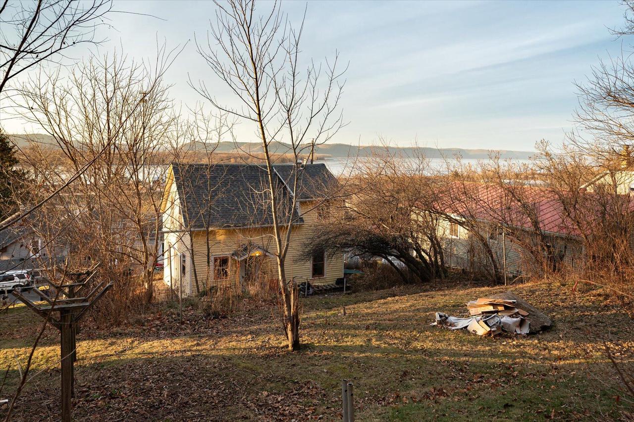 405 Upper Walnut STREET