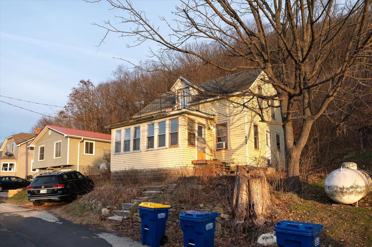 405 Upper Walnut STREET