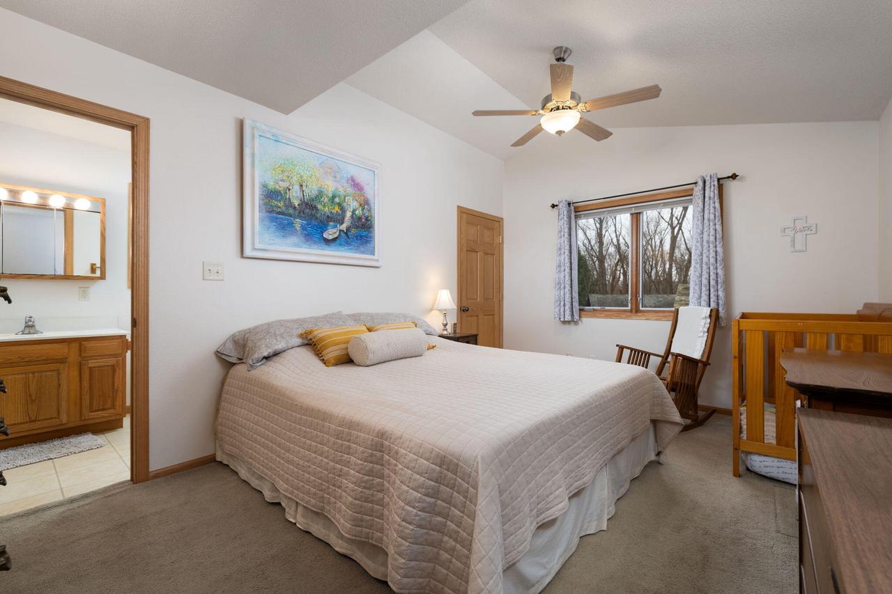 529 Shore Acres ROAD