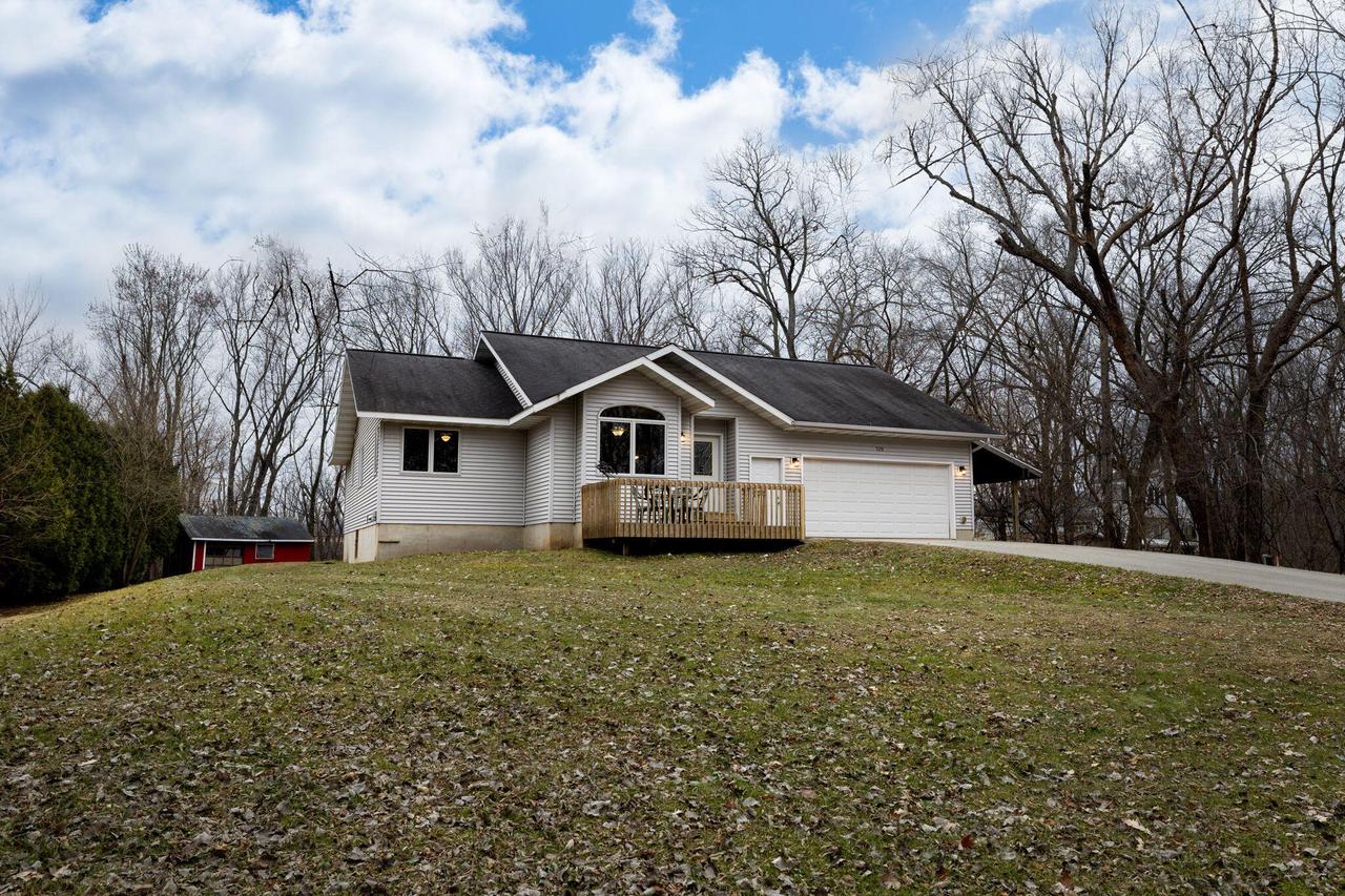 529 Shore Acres ROAD