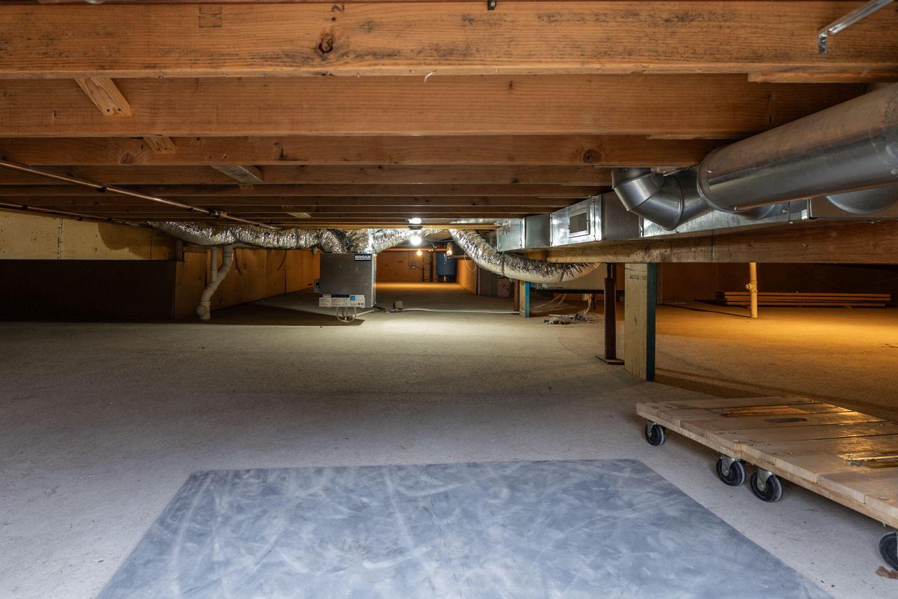 529 Shore Acres ROAD