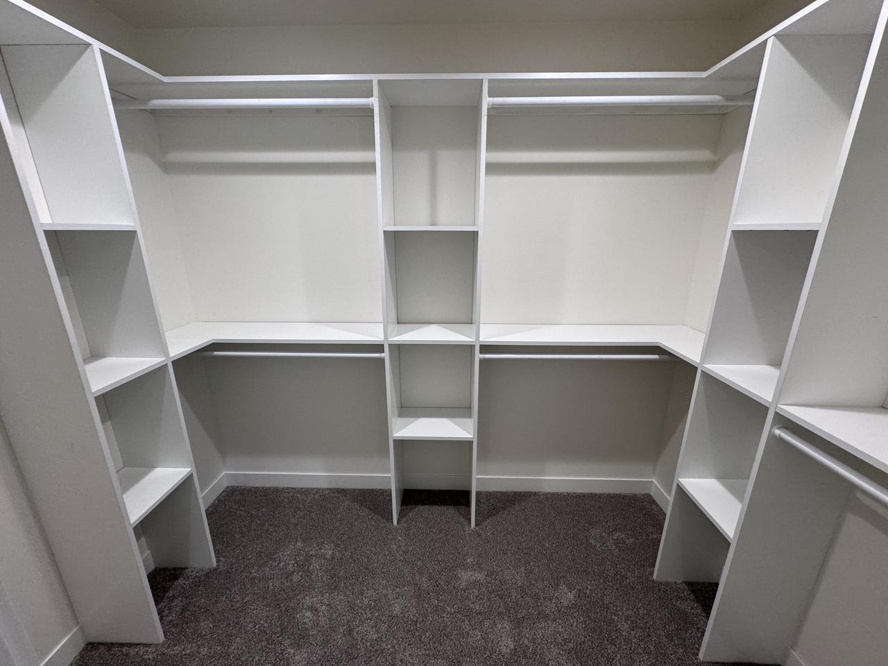 2935 Cortland STREET