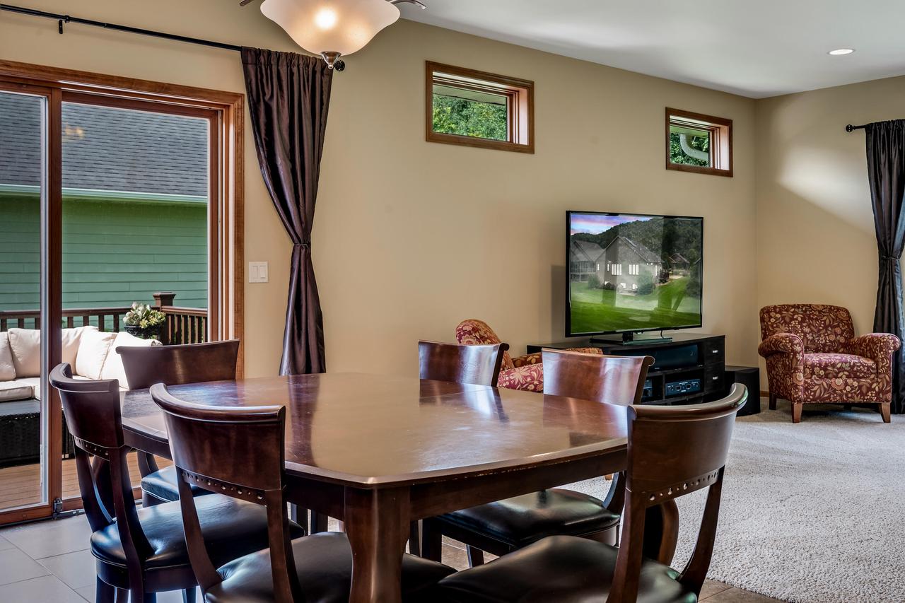 1023 Fair Meadow WAY