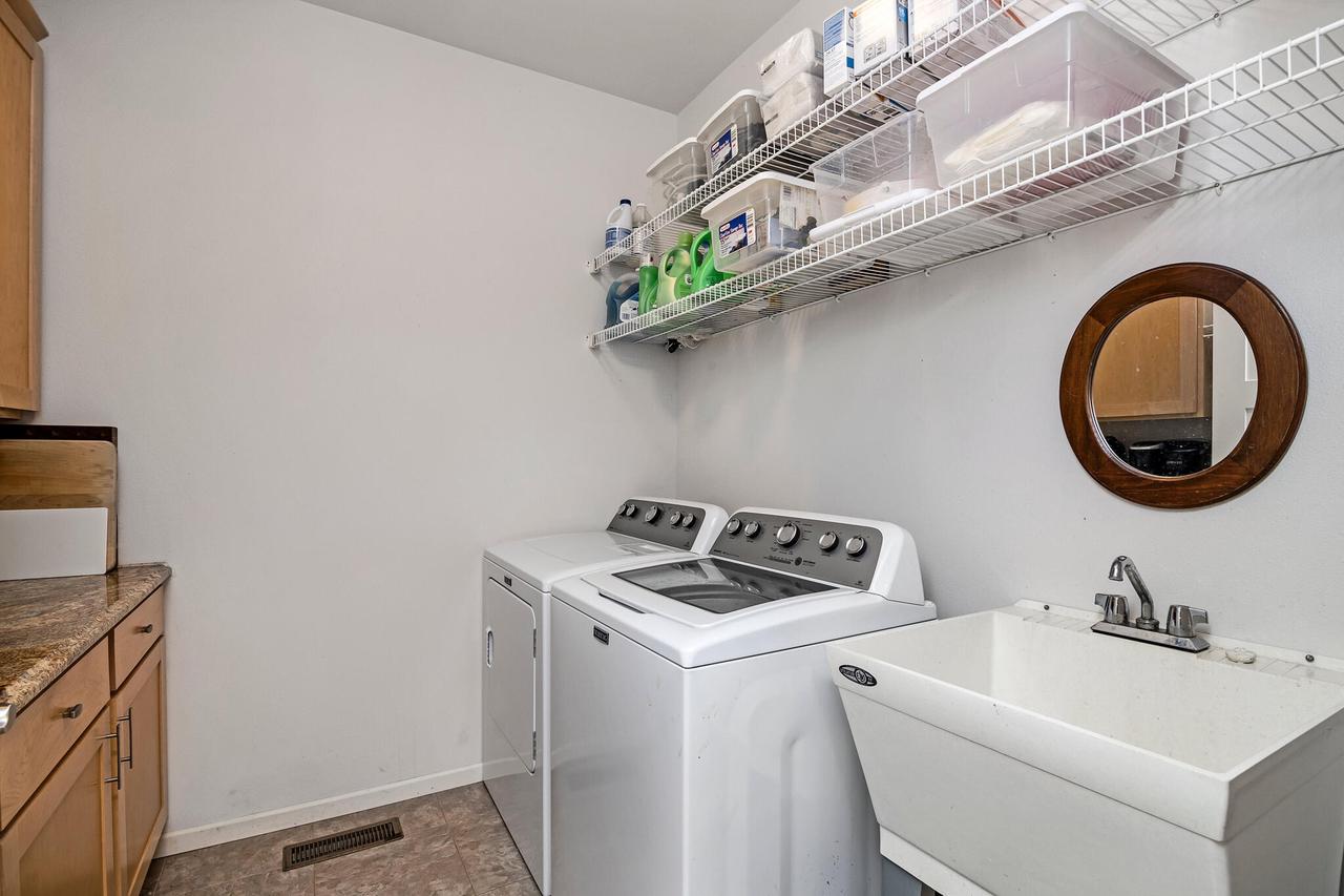 3215 George STREET 7