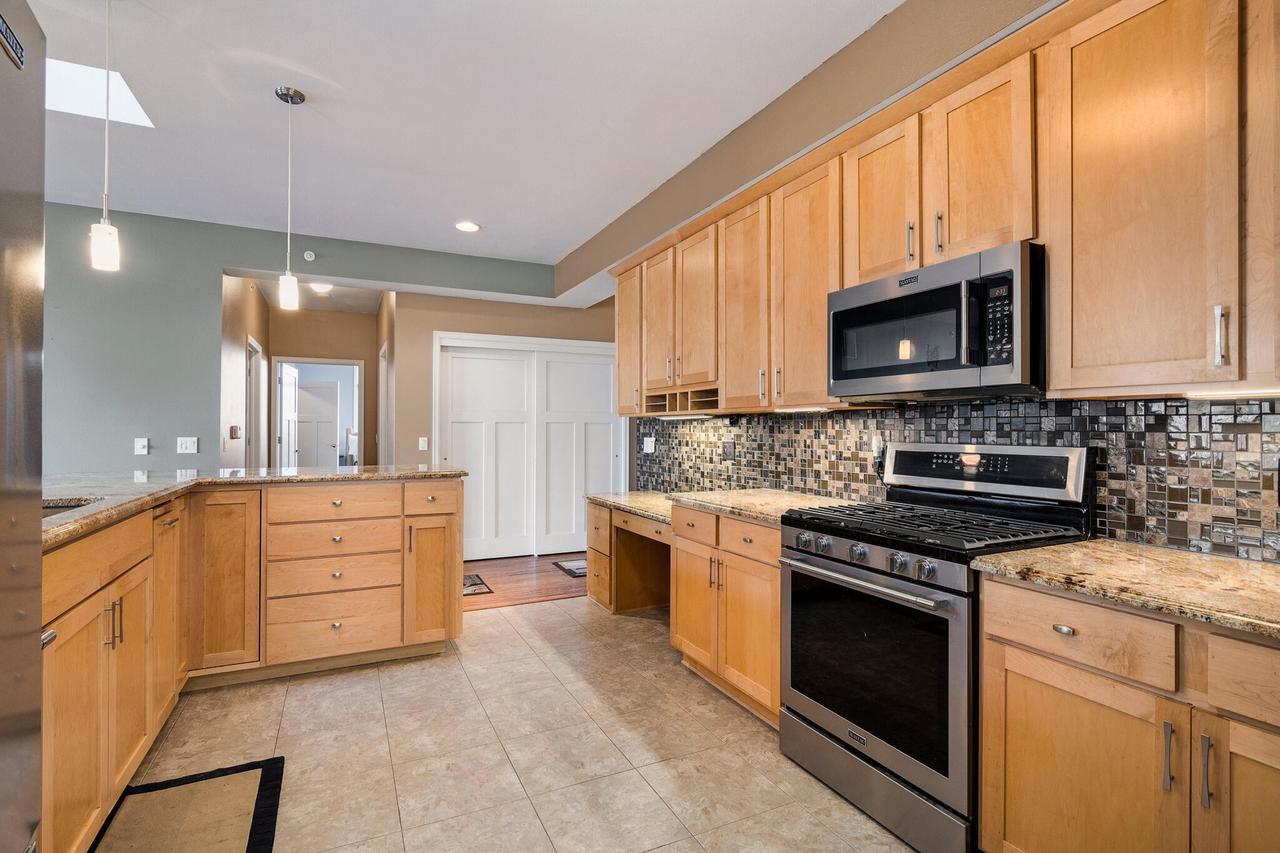 3215 George STREET 7