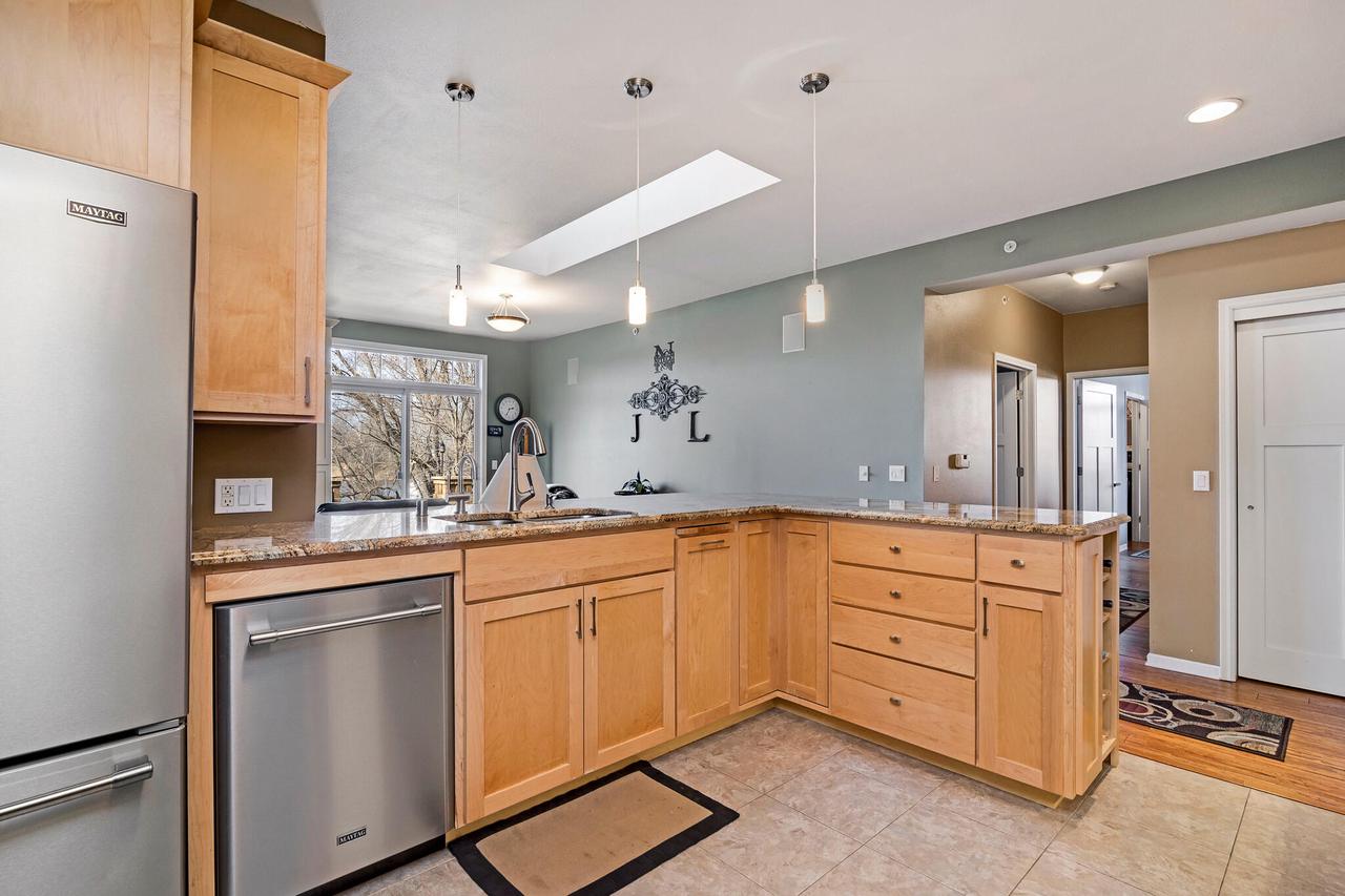 3215 George STREET 7