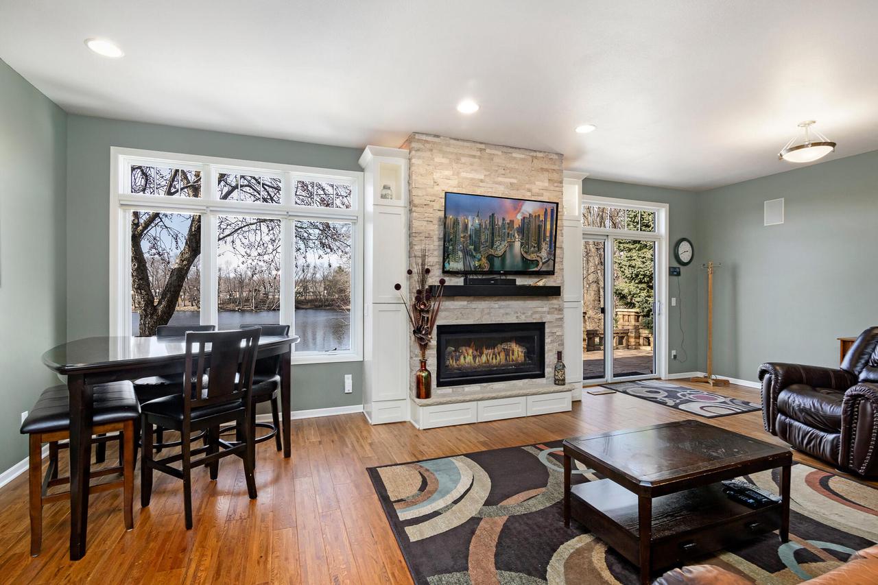 3215 George STREET 7