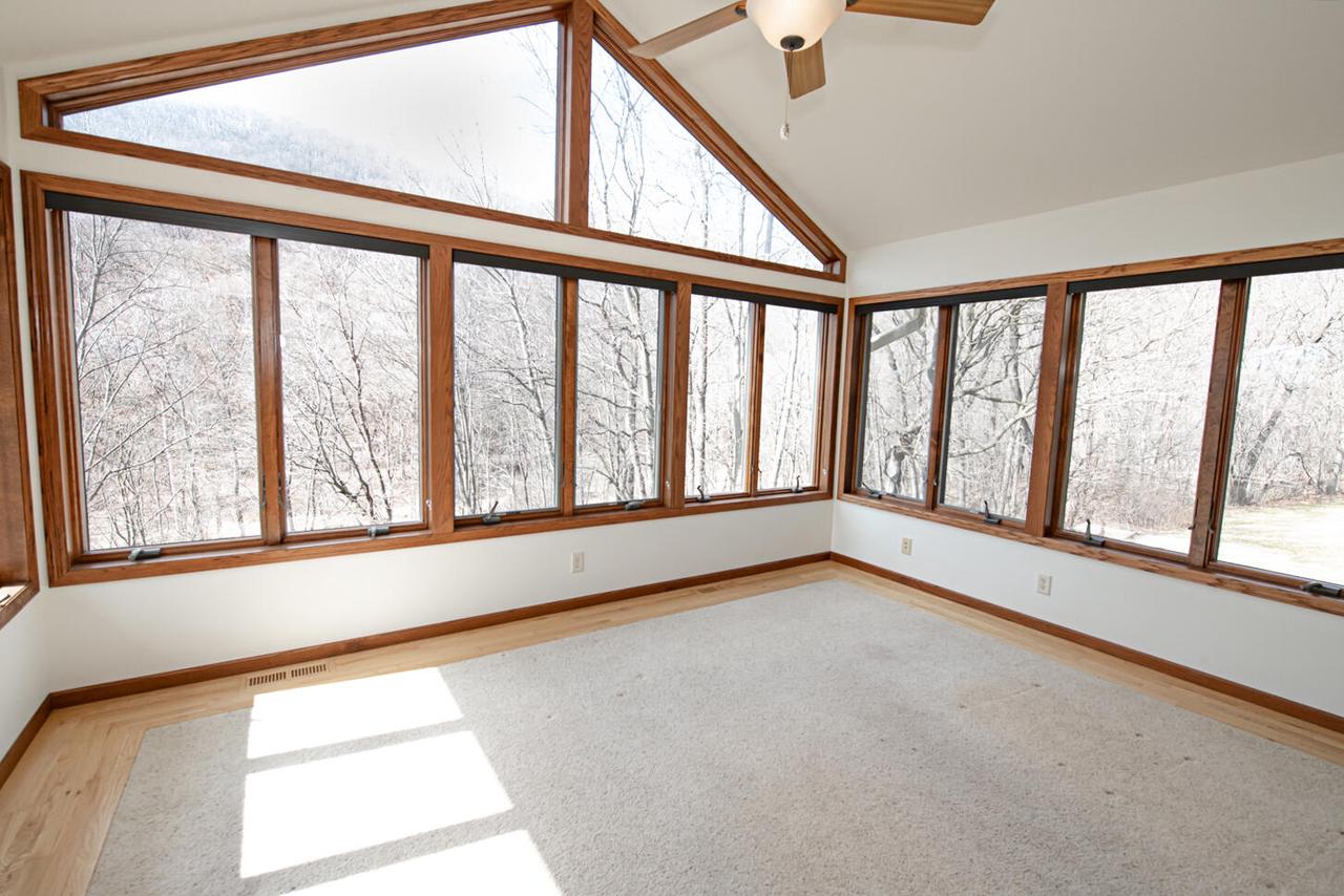 W574 Castlerock LANE