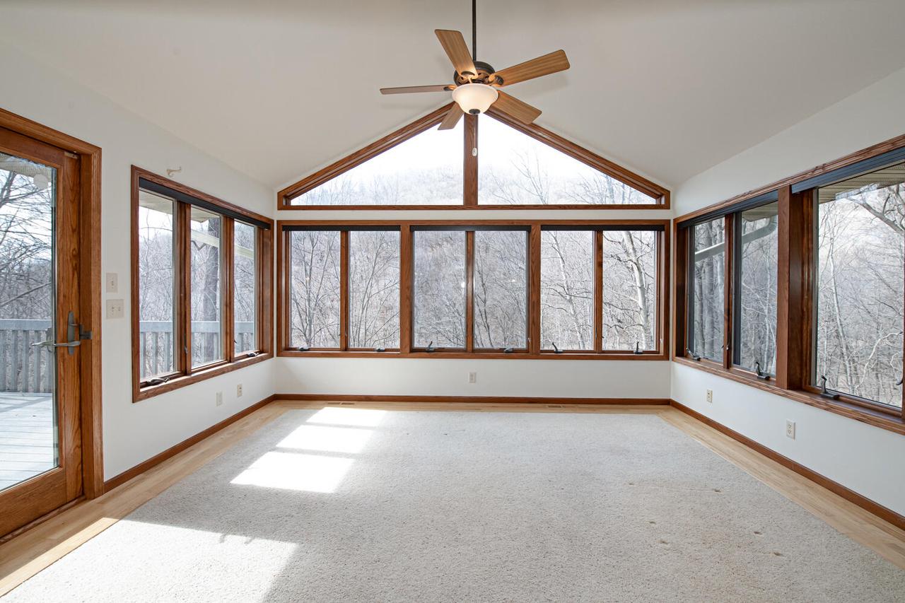 W574 Castlerock LANE