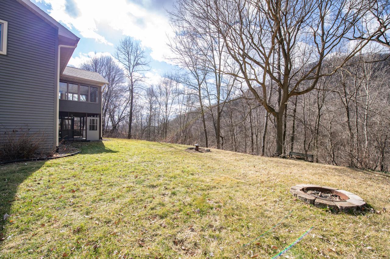 W574 Castlerock LANE