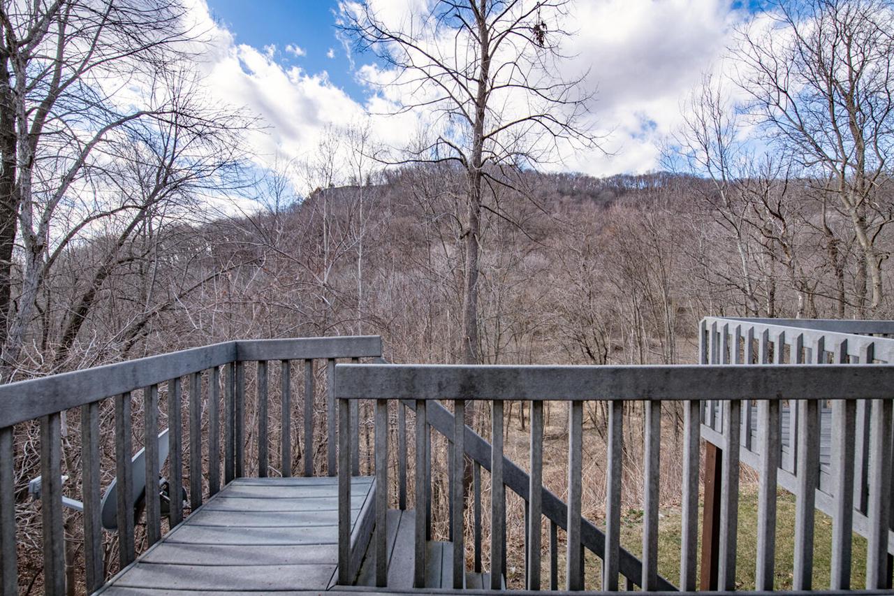 W574 Castlerock LANE