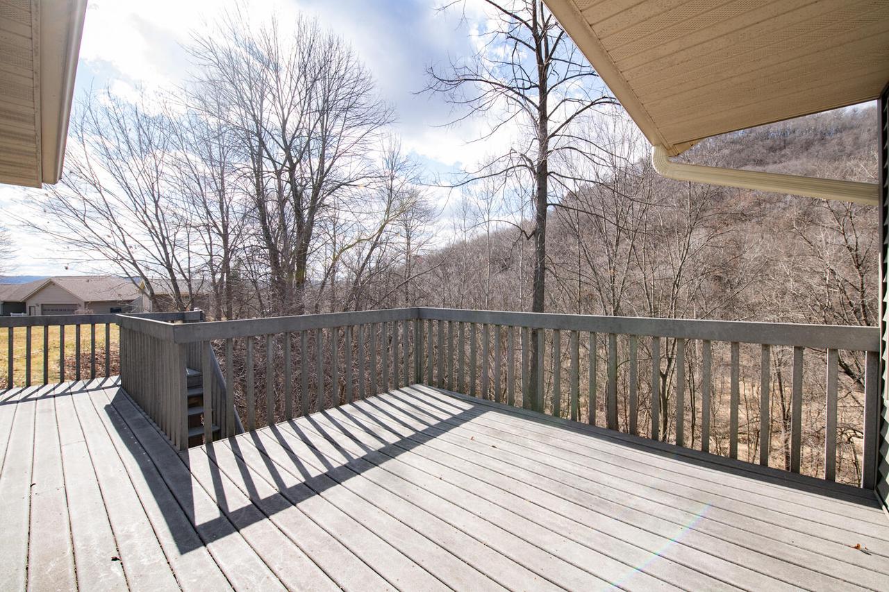 W574 Castlerock LANE