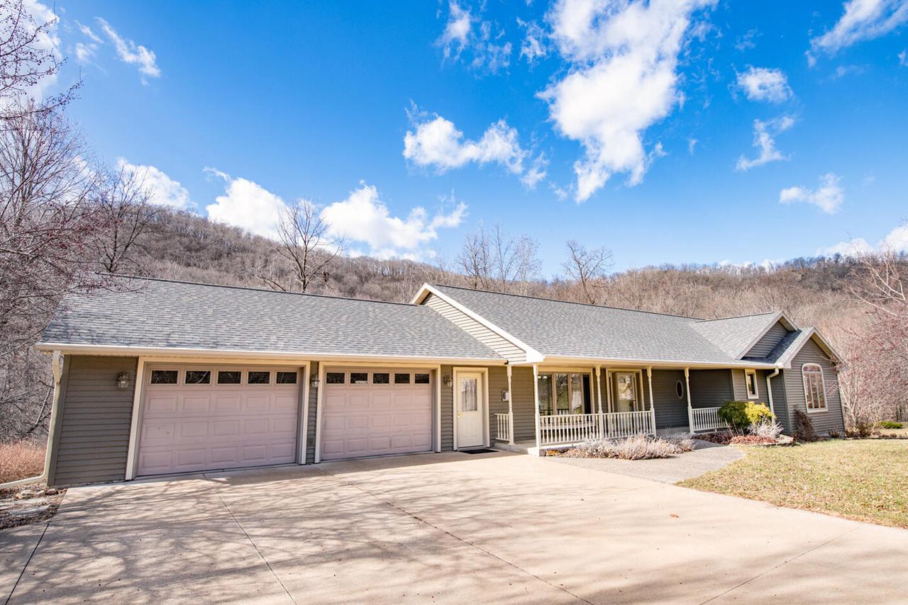 W574 Castlerock LANE