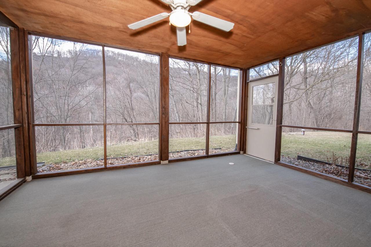 W574 Castlerock LANE