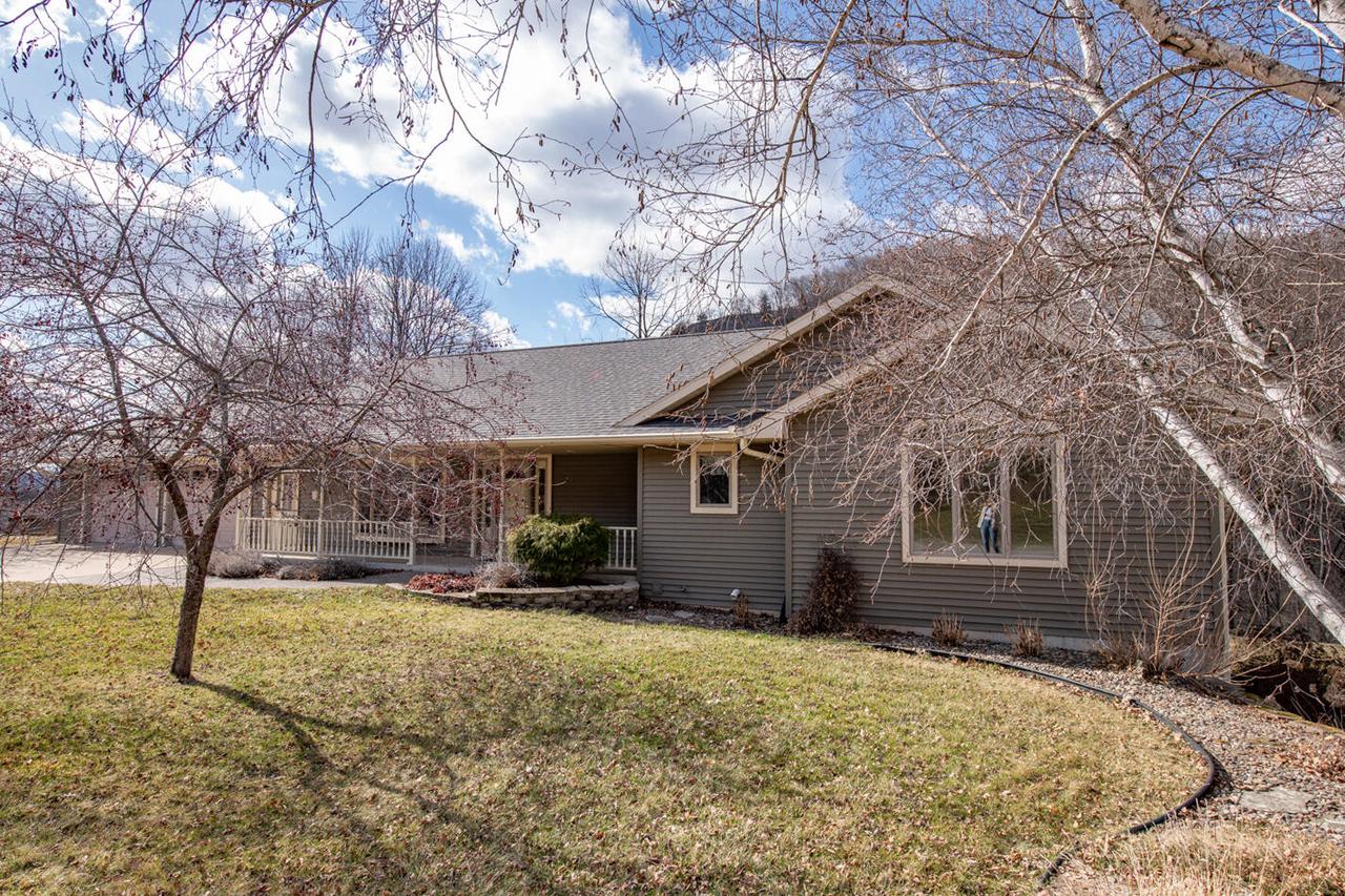 W574 Castlerock LANE