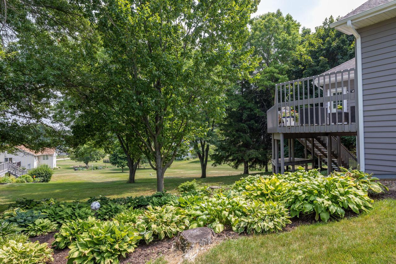 419 Highland Meadows DRIVE