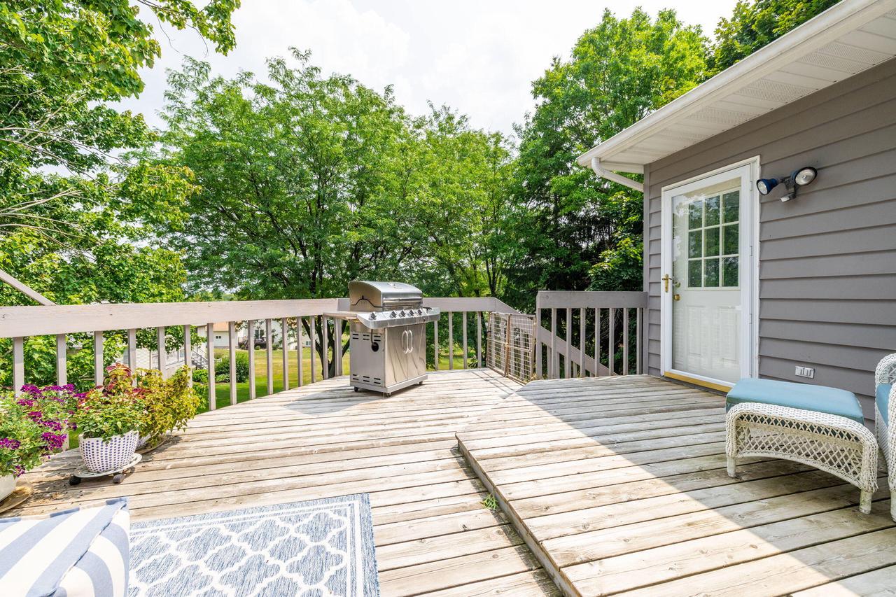 419 Highland Meadows DRIVE