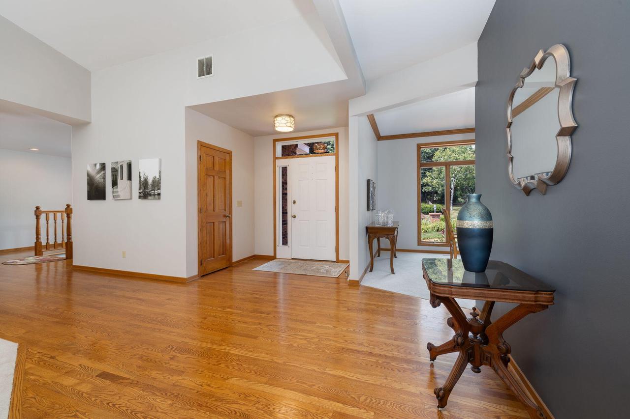 419 Highland Meadows DRIVE