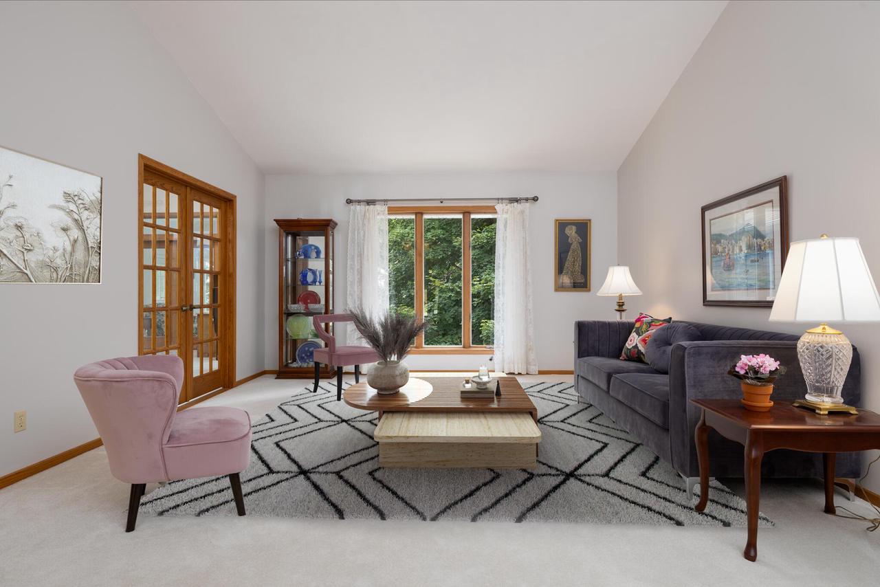 419 Highland Meadows DRIVE