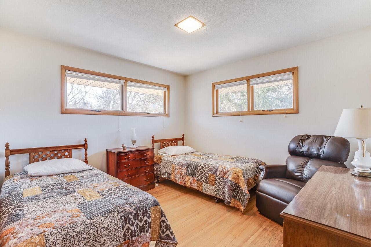 2821 Blackhawk PLACE