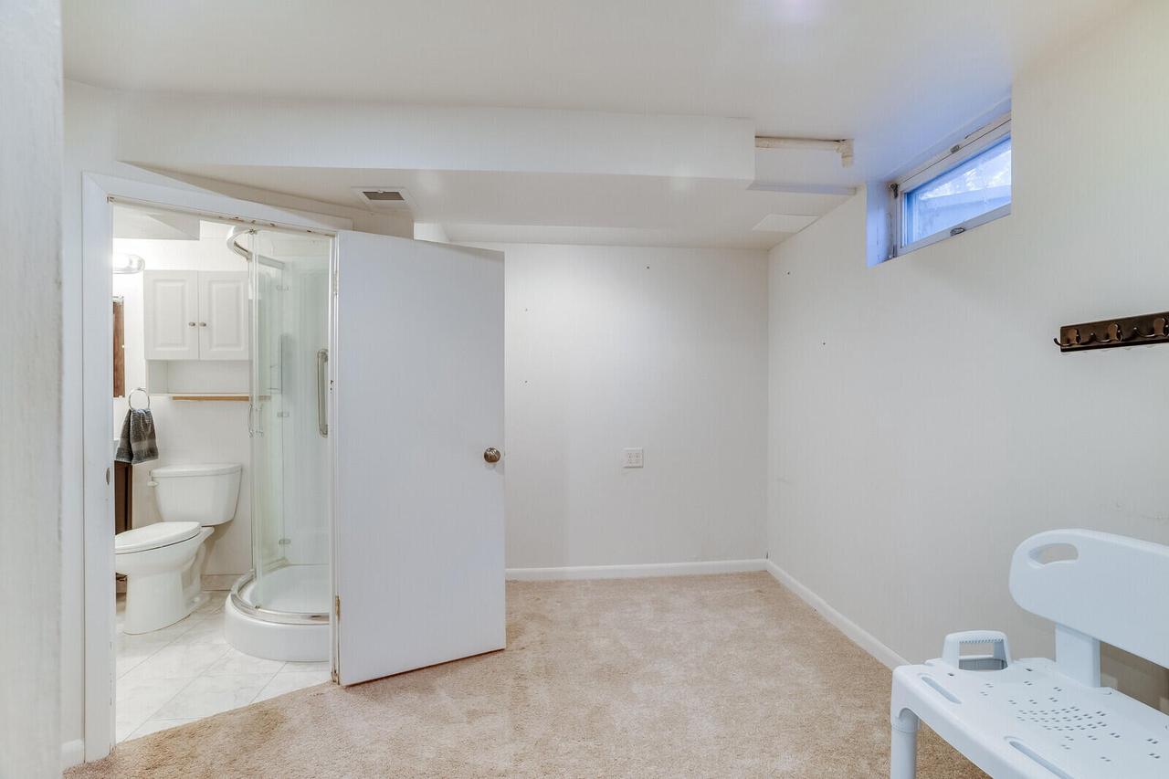 2821 Blackhawk PLACE