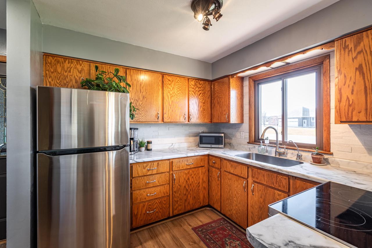 N5760 Lake Park DRIVE