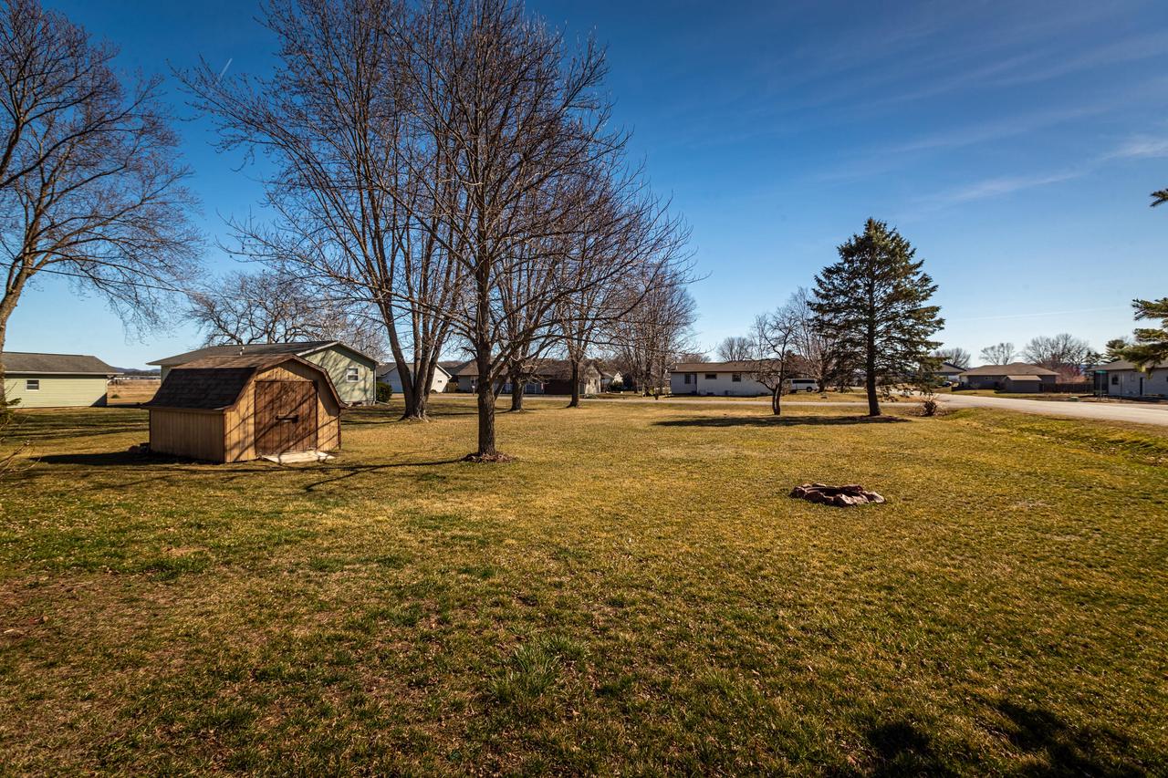 N5760 Lake Park DRIVE