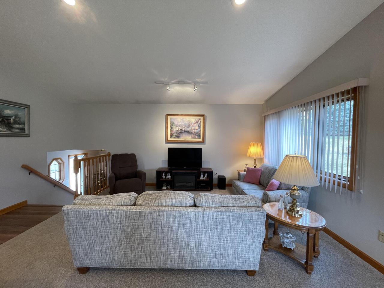 409 August Hills DRIVE