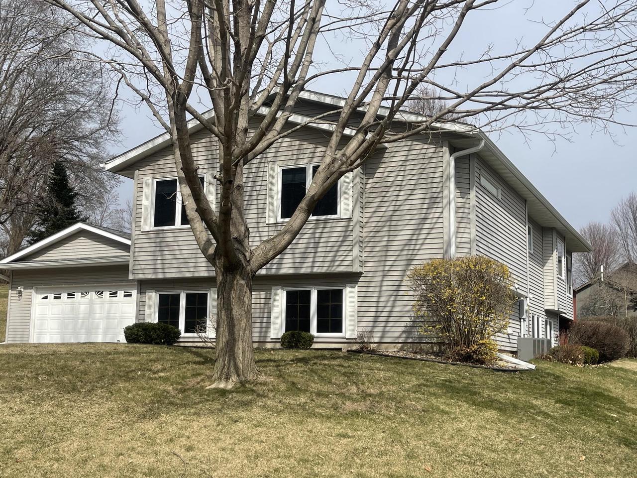 409 August Hills DRIVE