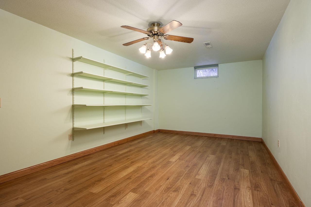 N3546 Chipmunk COURT