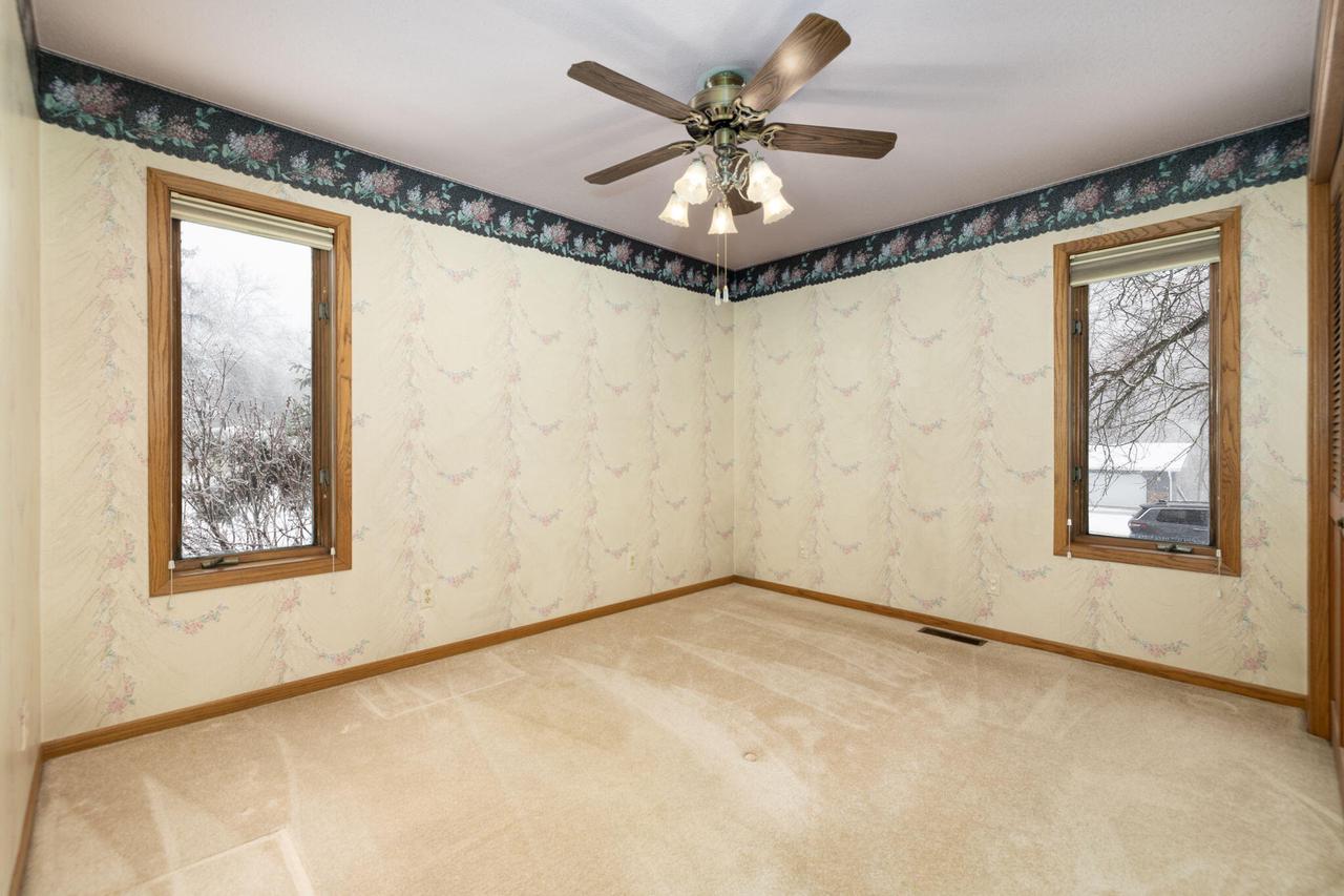 N3546 Chipmunk COURT