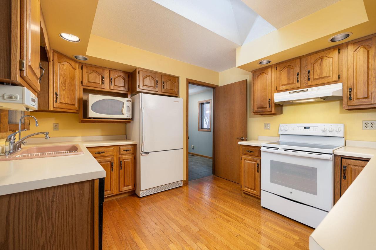 N3546 Chipmunk COURT