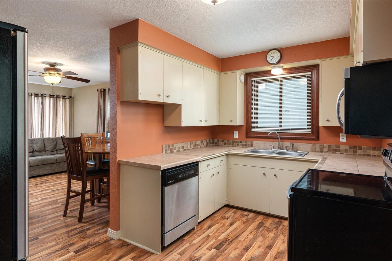 408 4th STREET NORTH North